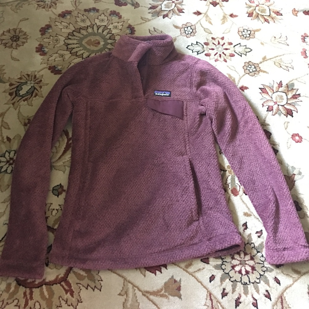 Patagonia pull over slim fit